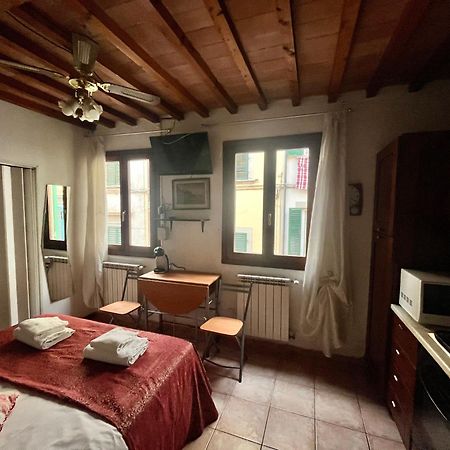 Mini Studio Very Central Close To The Train Station Firenze Esterno foto