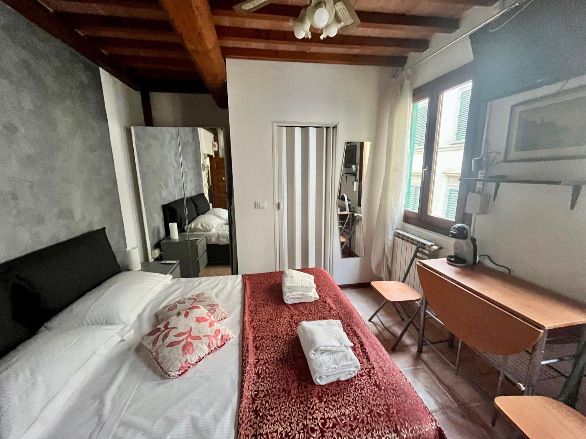 Mini Studio Very Central Close To The Train Station Firenze Esterno foto
